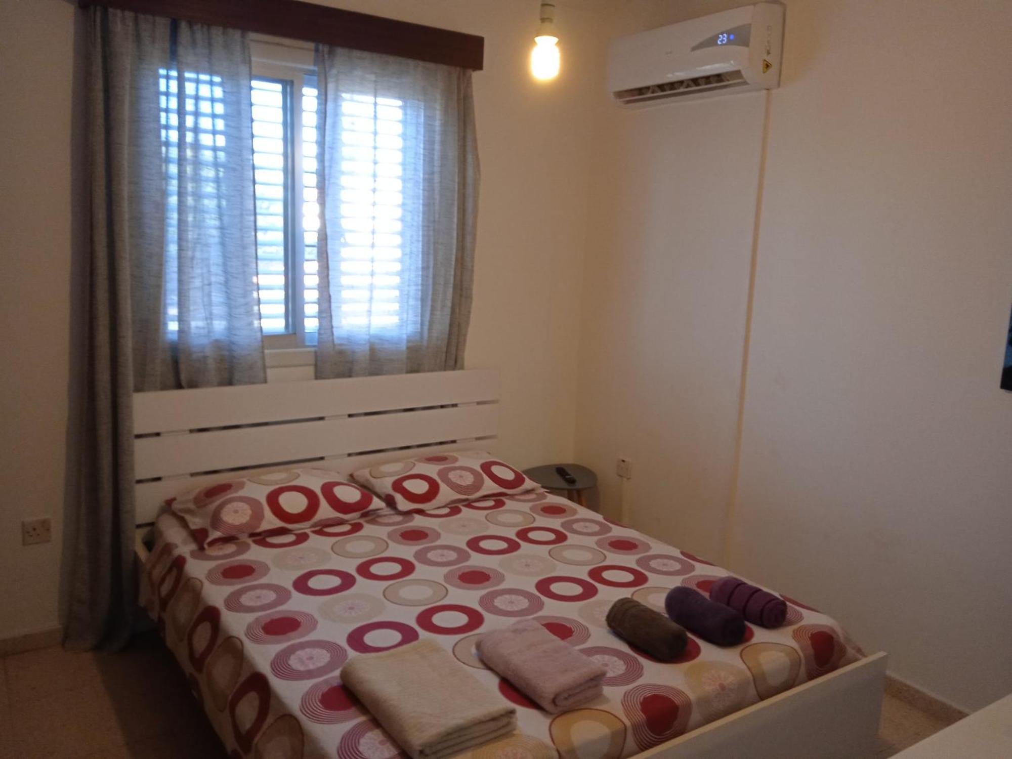 Larnaca, Pervolia 1 Bedroom Seaside Apartment المظهر الخارجي الصورة